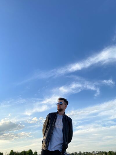  Torrevieja,   Mykola, 31 ,   ,   , c 