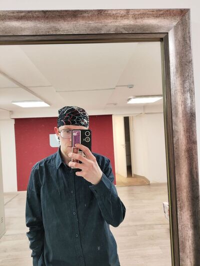  ,   Pavel, 25 ,   ,   