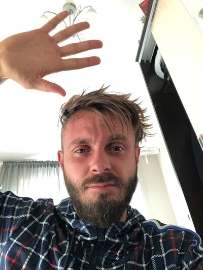  ,   John, 30 ,   ,   , c , 
