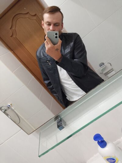  --,   Tracker, 24 ,   ,   