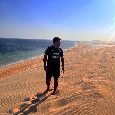  ,   Alex, 39 ,   c 