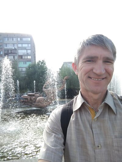  ,   Valentin, 56 ,   