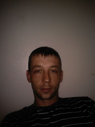  ,   Ivan, 37 ,  