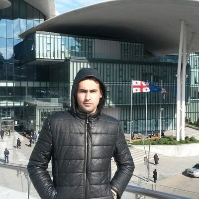  ,   Emil, 39 ,   ,   