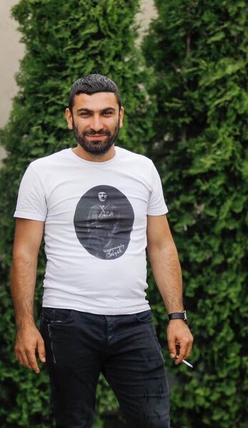  ,   Garik, 31 ,   