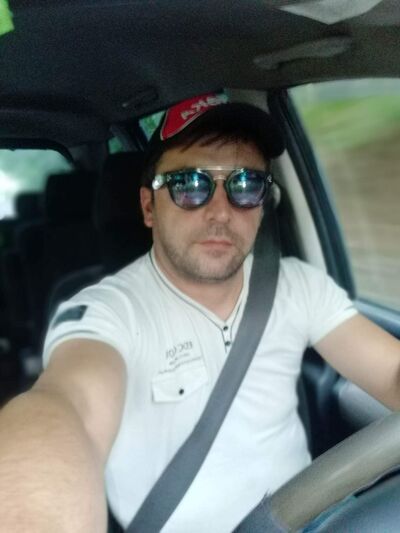  ,   Irakli, 42 ,   ,   