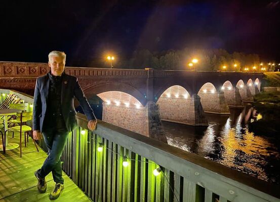  ,   Carlos, 64 ,   ,   