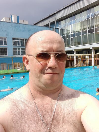  ,   Adam, 43 ,   ,   