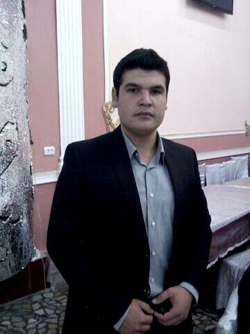  ,   Bek, 30 ,   