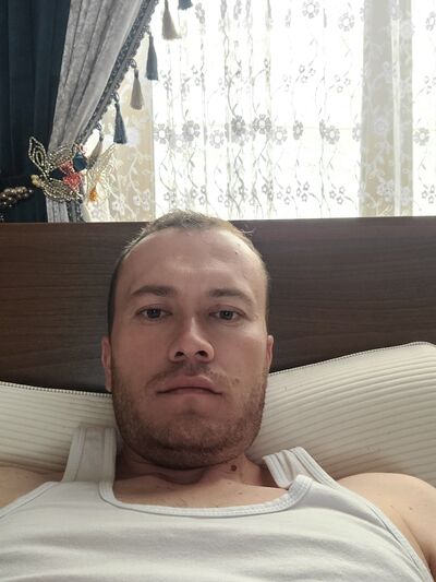  -,   Farid, 33 ,  