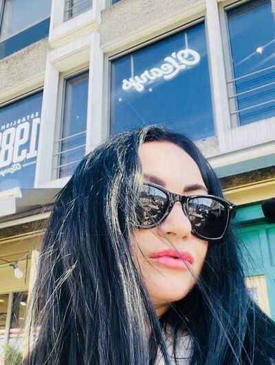  ,   Viktoriia, 35 ,   ,   