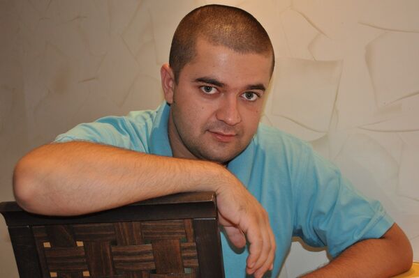  ,   Tigran, 30 ,   ,   , c 