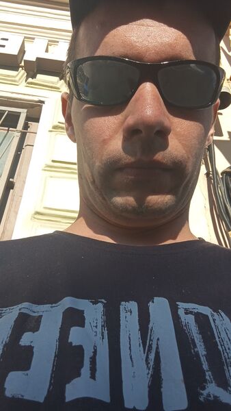  -,   Denis, 28 ,   ,   