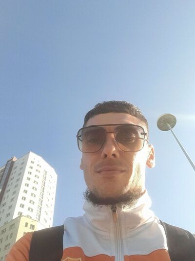  ,   Aleksander, 37 ,     , c 