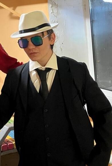  ,   Bogdan, 18 ,   
