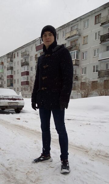  -,   Artur, 25 ,   ,   , c , 
