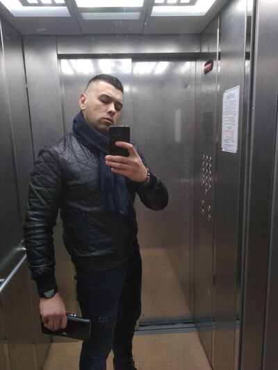  ,   Alvares, 37 ,   