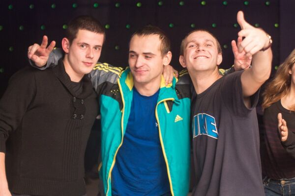  ,   Rodion, 33 ,   