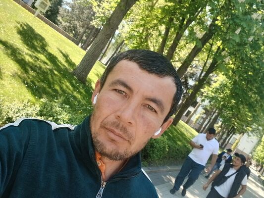  ,   Sirojbek, 33 ,   ,   