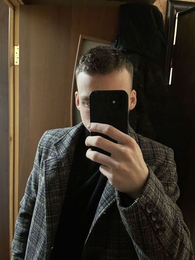  ,   Vlad, 24 ,   ,   