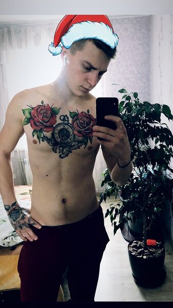  ,   Maksim, 28 ,   