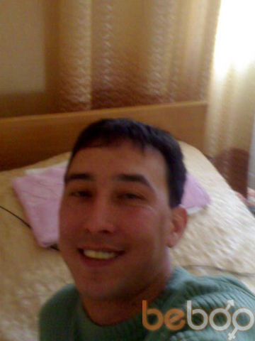  1261783  Murad, 37 ,    