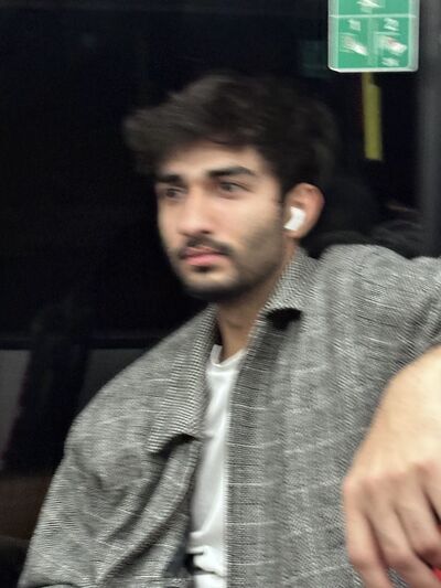  ,   Ashu, 21 ,   ,   