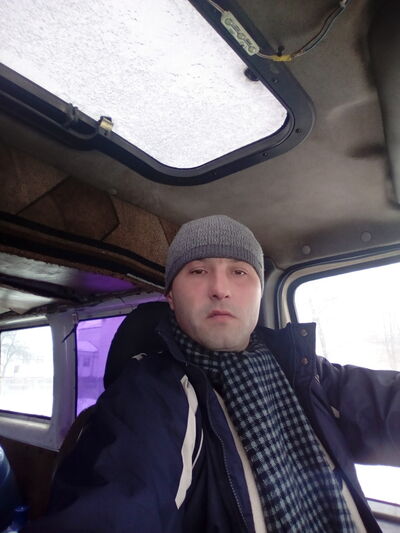  ,   Sergei, 40 ,   