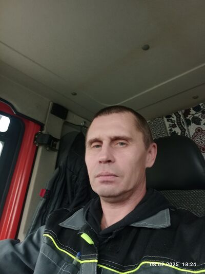  ,   Gennadiy, 47 ,   ,   