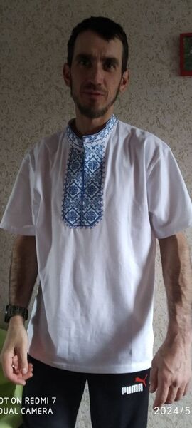  ,   Anton, 32 ,   ,   