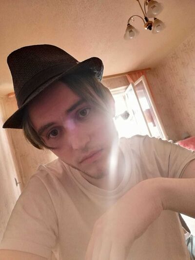  ,   Alex, 25 ,   ,   