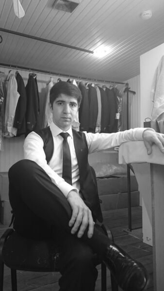  ,   Seymur, 36 ,   