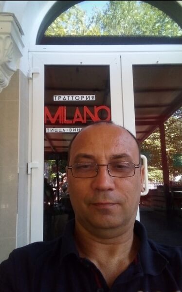  ,   Sergio, 46 ,   ,   , c 
