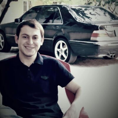  ,   Artur, 31 ,   ,   
