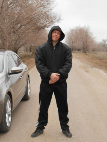  ,   Oleg, 54 ,   
