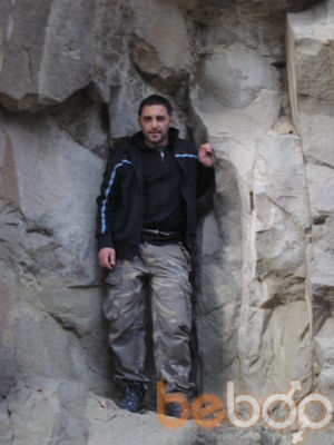  ,   Gio, 52 ,   