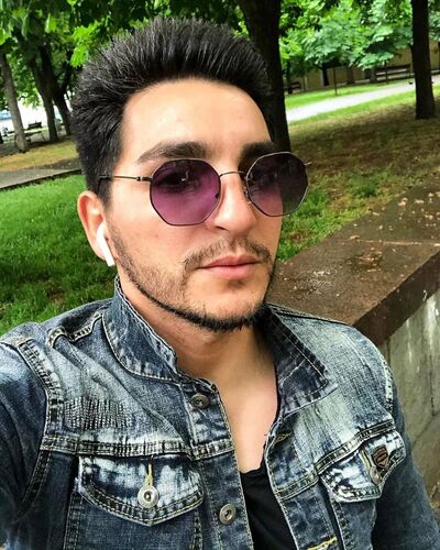  ,   Deli, 33 ,   c 