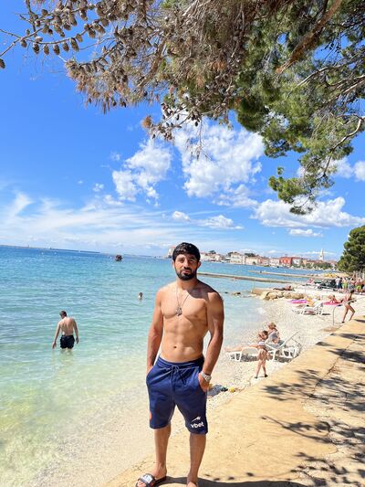  ,   Hrach, 29 ,   ,   