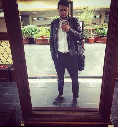  ,   , 28 ,   ,   