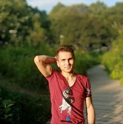  -,   Qwertyuiop, 32 ,   ,   , c 