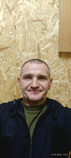  ,   KvitaliiP, 44 ,   ,   , c 