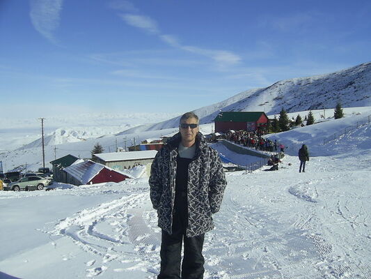  ,   Jriy, 58 ,   