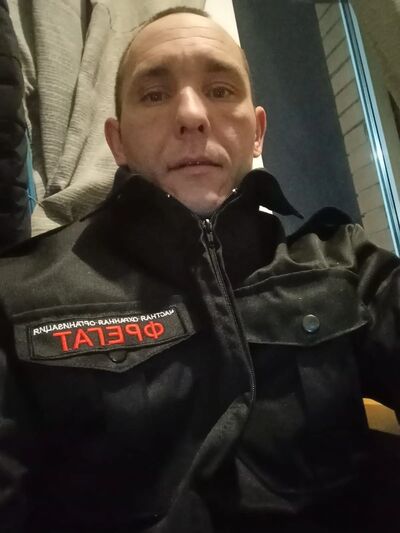  ,   Vasily, 38 ,   , 