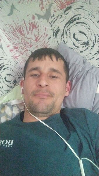  ,   Islombek, 33 ,   ,   