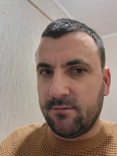  ,   Vaslie, 40 ,   ,   