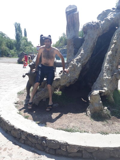  ,   Karen, 40 ,   ,   , c , 