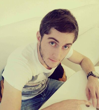  ,   Temuri, 33 ,   