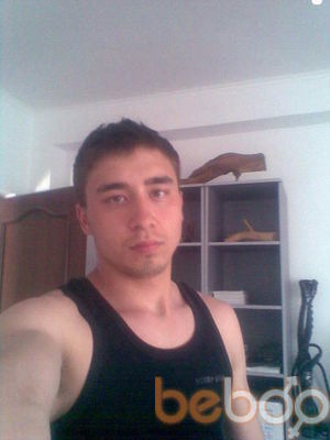  ,   Vitalik, 33 ,   