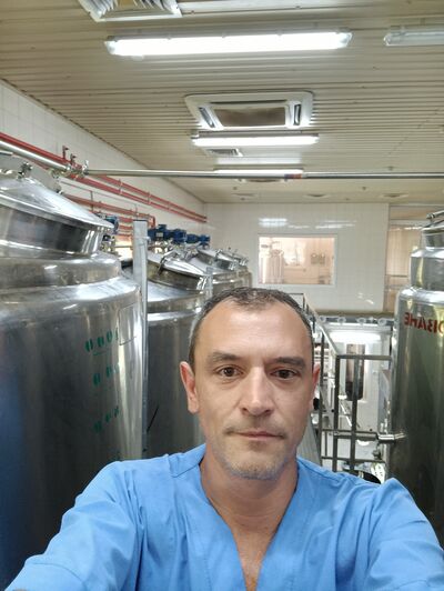 ,   Alex, 46 ,   ,   , c 