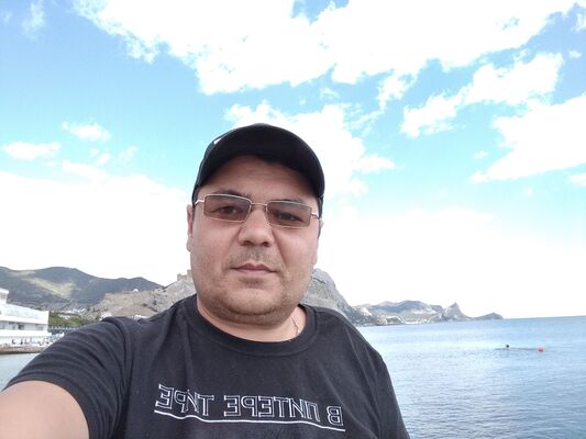  ,   Alex, 42 ,   ,   , c 